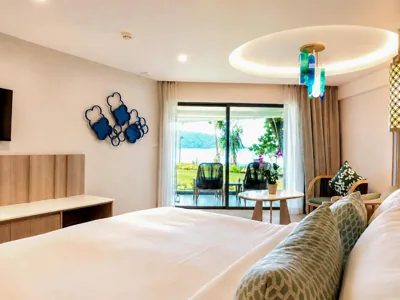 Junior Suite Oceanfront (Thani Wing) — Katathani Phuket Beach Resort